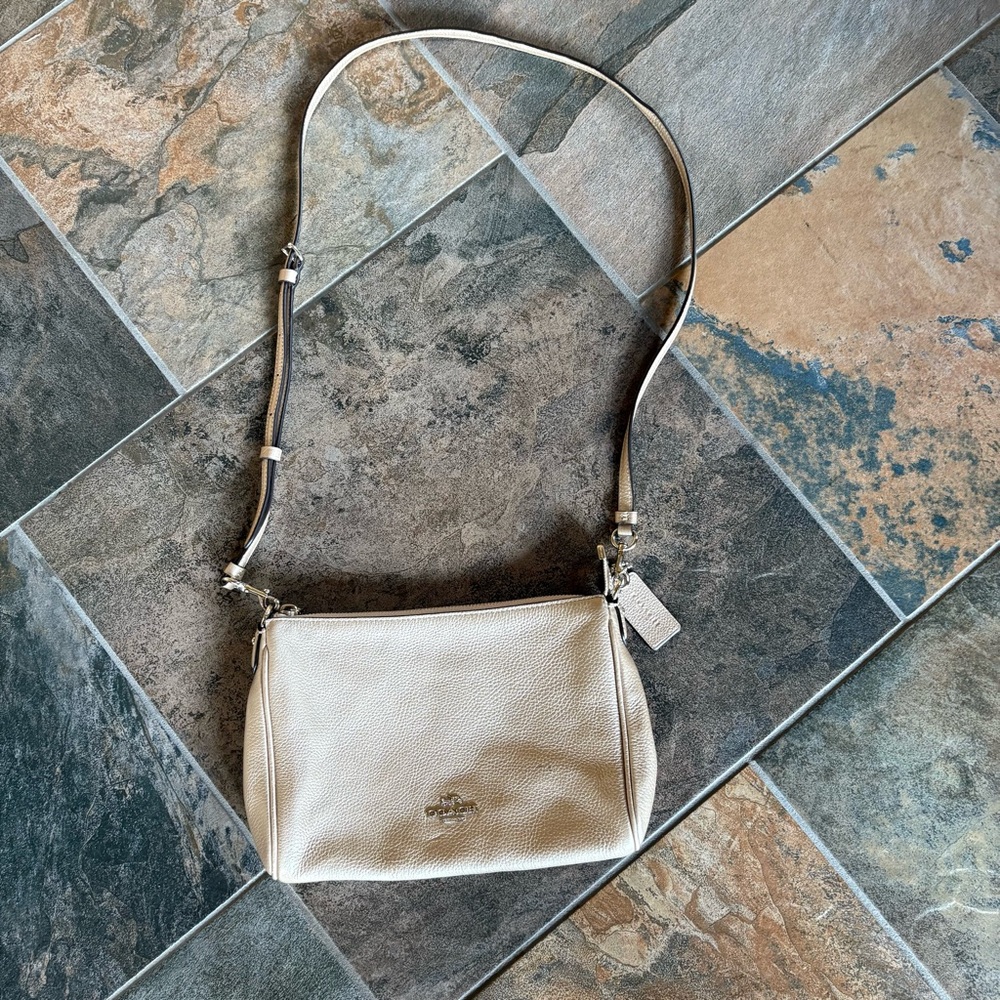 Coach Carrie Crossbody F39207 Beige Metallic